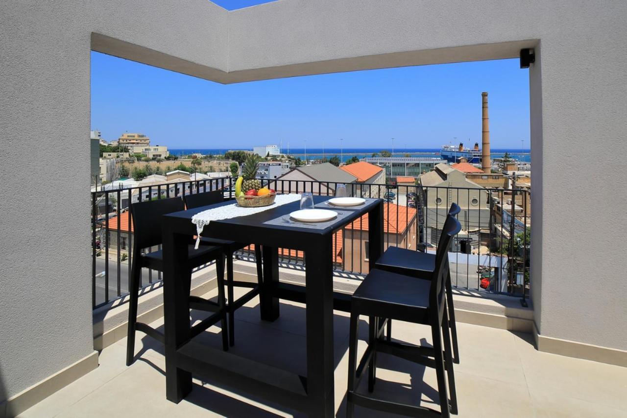 Harbour Penthouse *